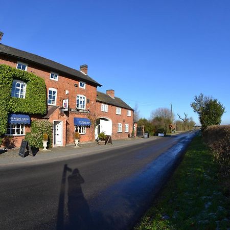 The Royal Arms Hotel Sutton Cheney Ngoại thất bức ảnh