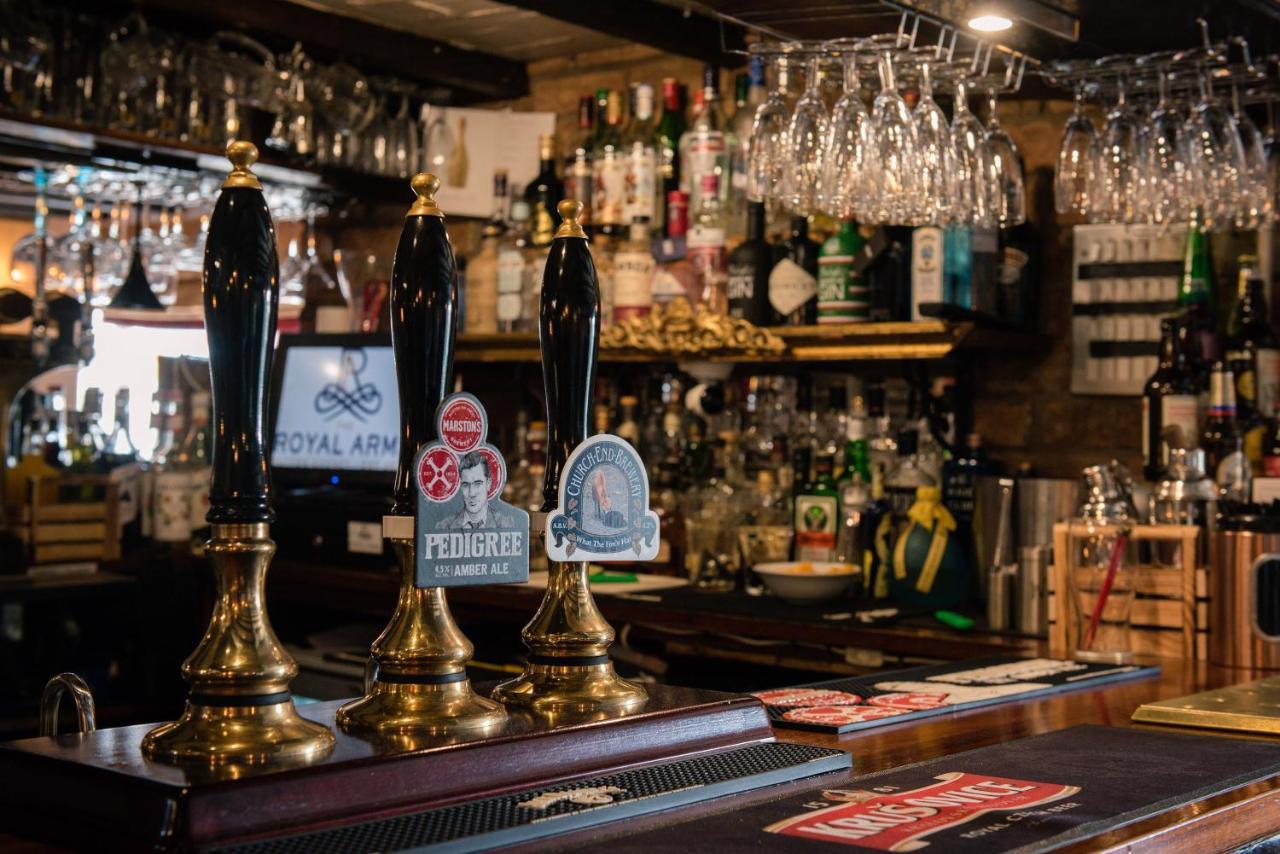 The Royal Arms Hotel Sutton Cheney Ngoại thất bức ảnh