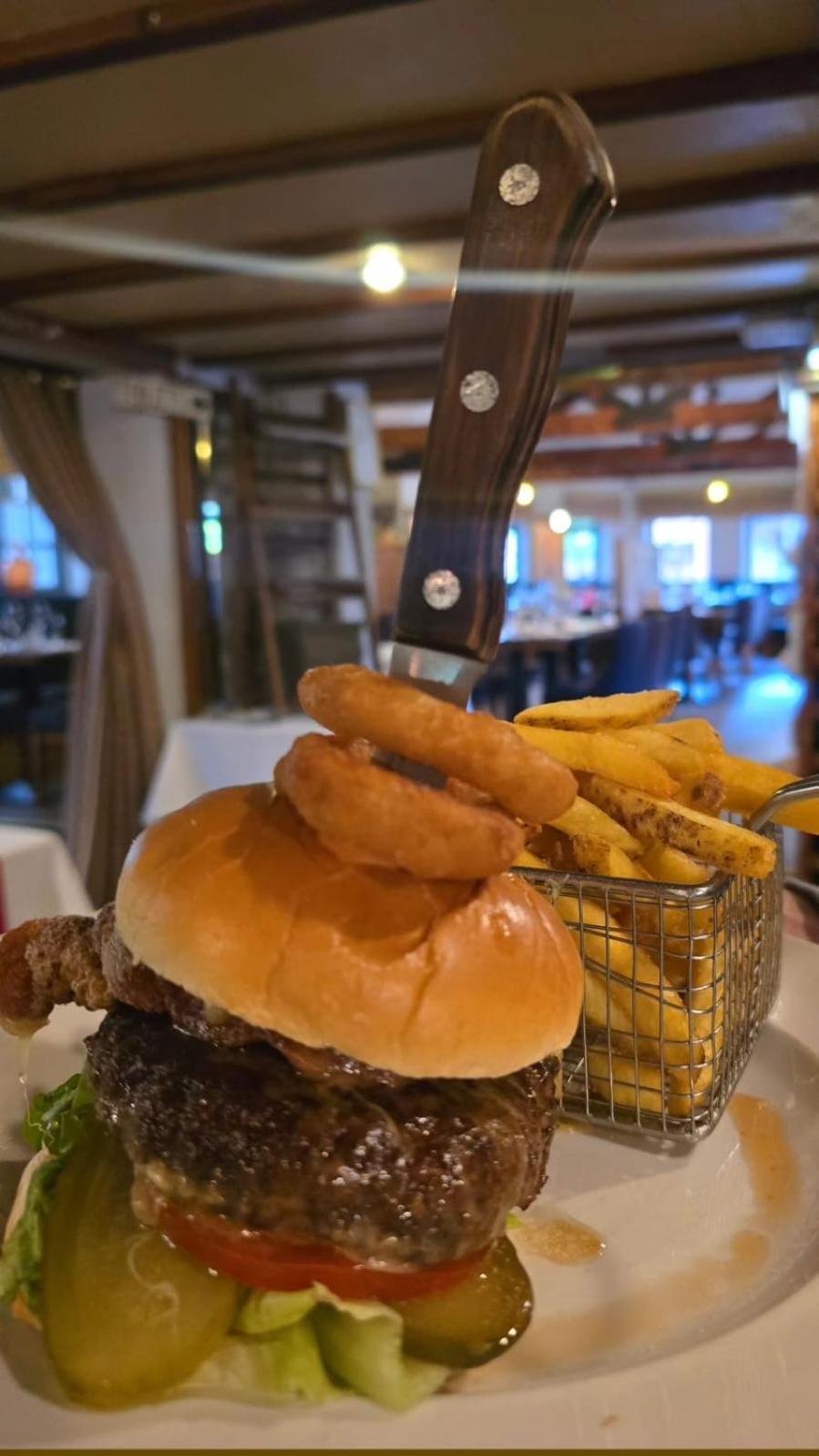 The Royal Arms Hotel Sutton Cheney Ngoại thất bức ảnh