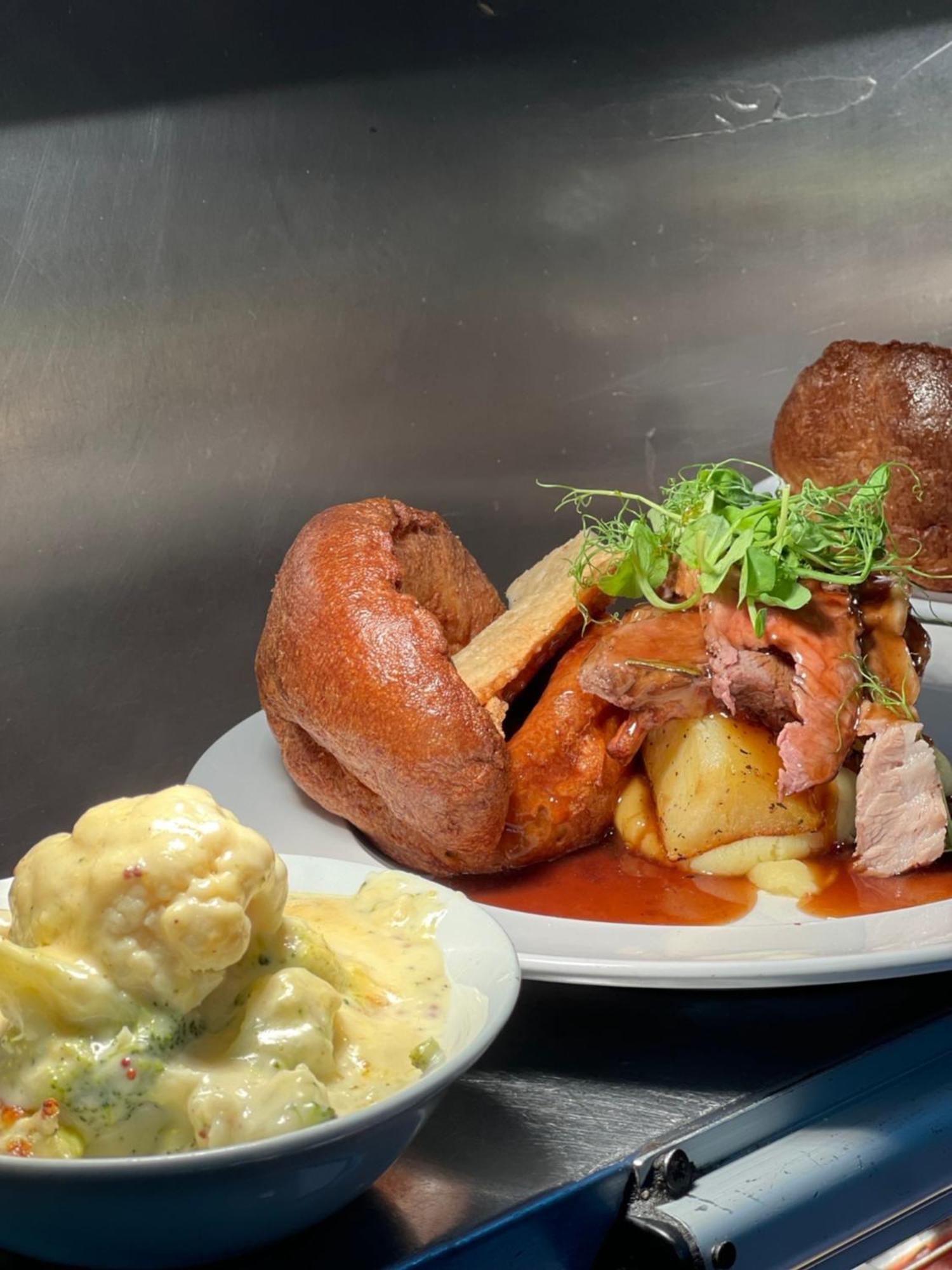 The Royal Arms Hotel Sutton Cheney Ngoại thất bức ảnh