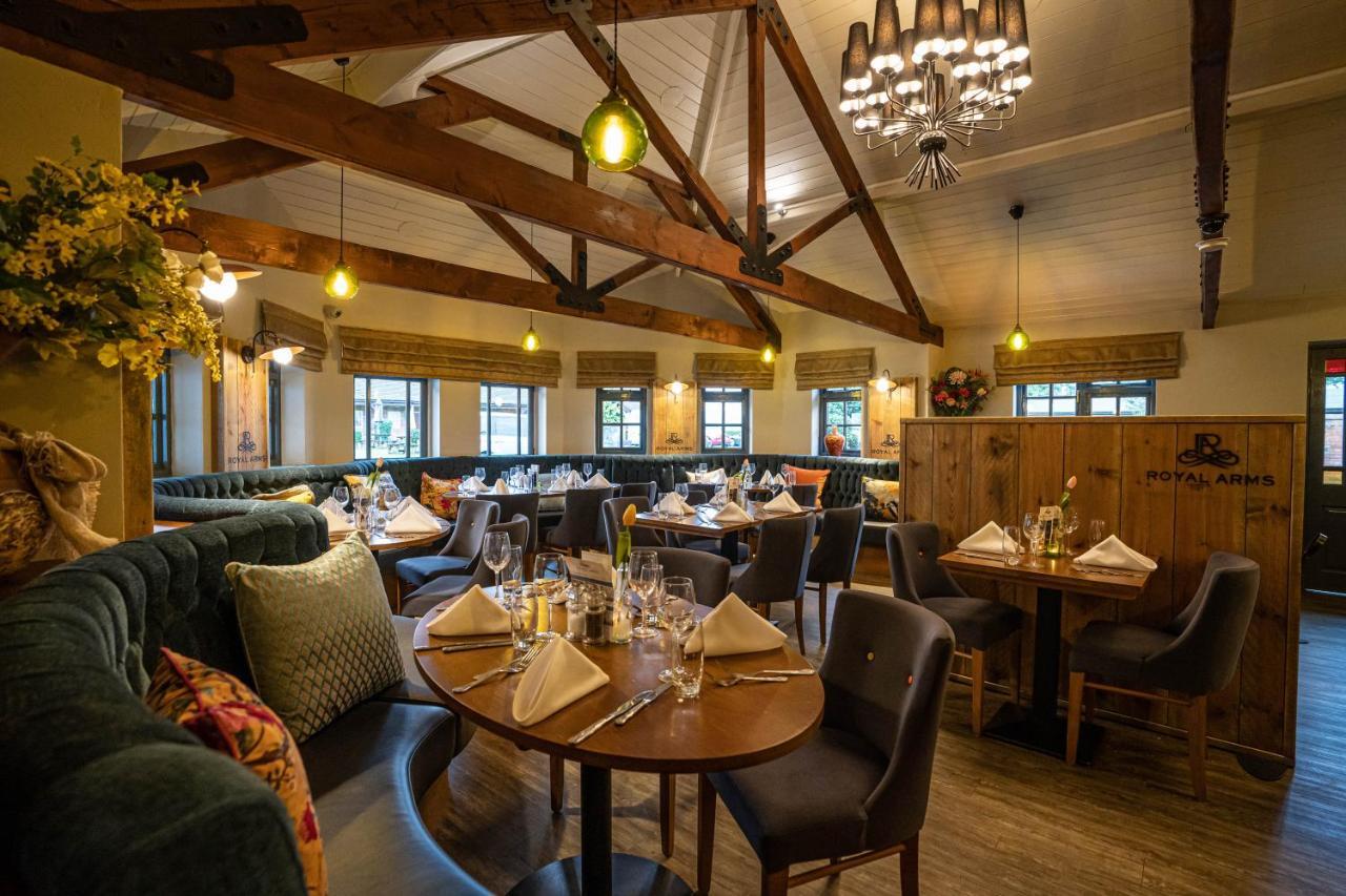 The Royal Arms Hotel Sutton Cheney Ngoại thất bức ảnh