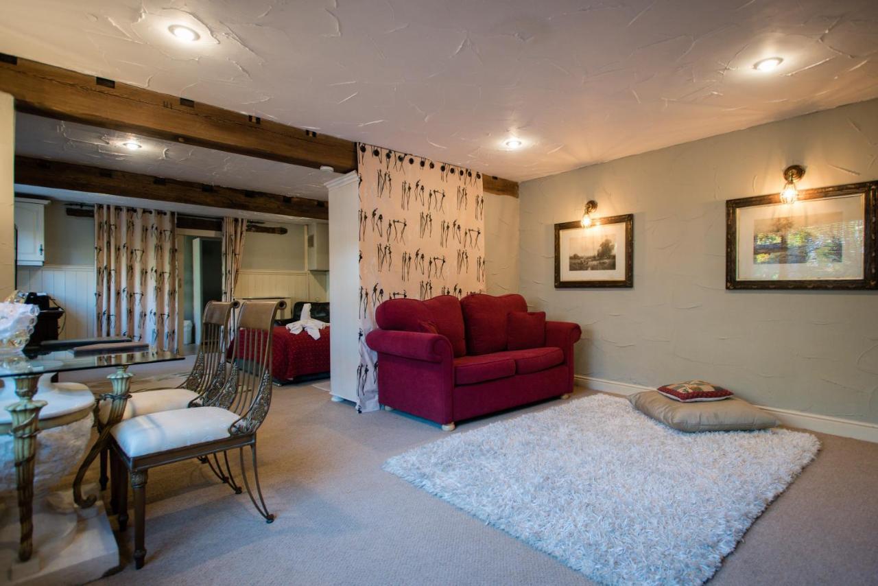 The Royal Arms Hotel Sutton Cheney Ngoại thất bức ảnh